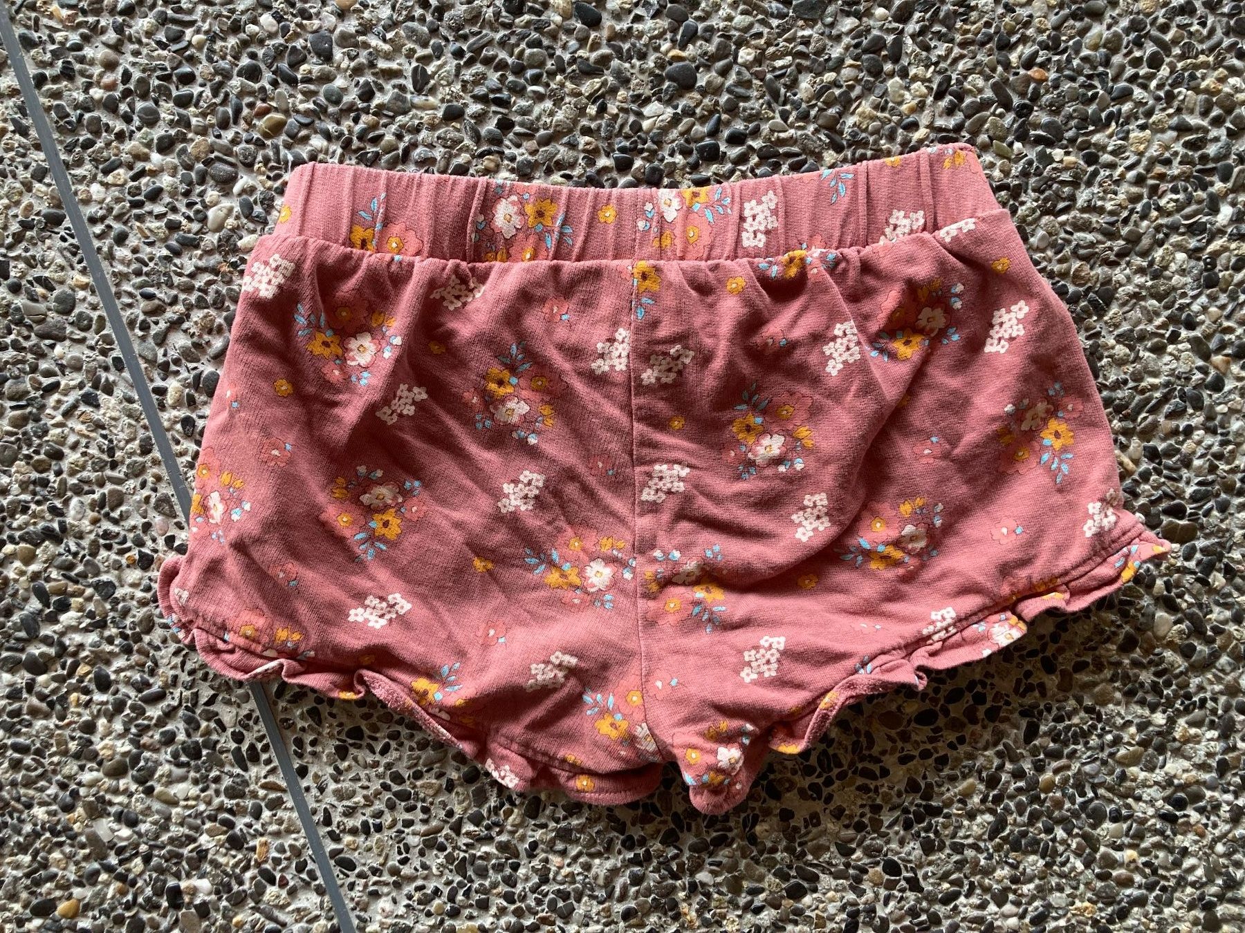 C&A Pantaloni: Shorts, kurze Hose, Gr. 134 – Usato da Aetingen venduto da Nadinsky 2