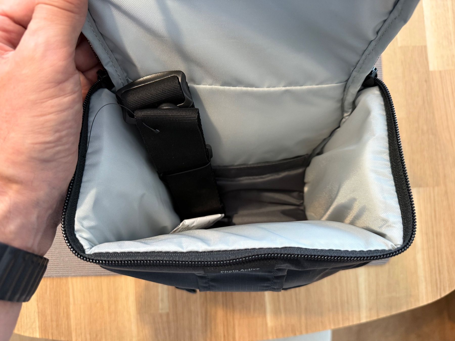 Lowepro Borse: Lowepro Kamera-Tasche NEU – Nuovo (secondo la descrizione) da Köniz venduto da cone_cry 1