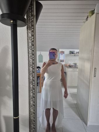 Kleid weiss Grösse S neu mit Etikett