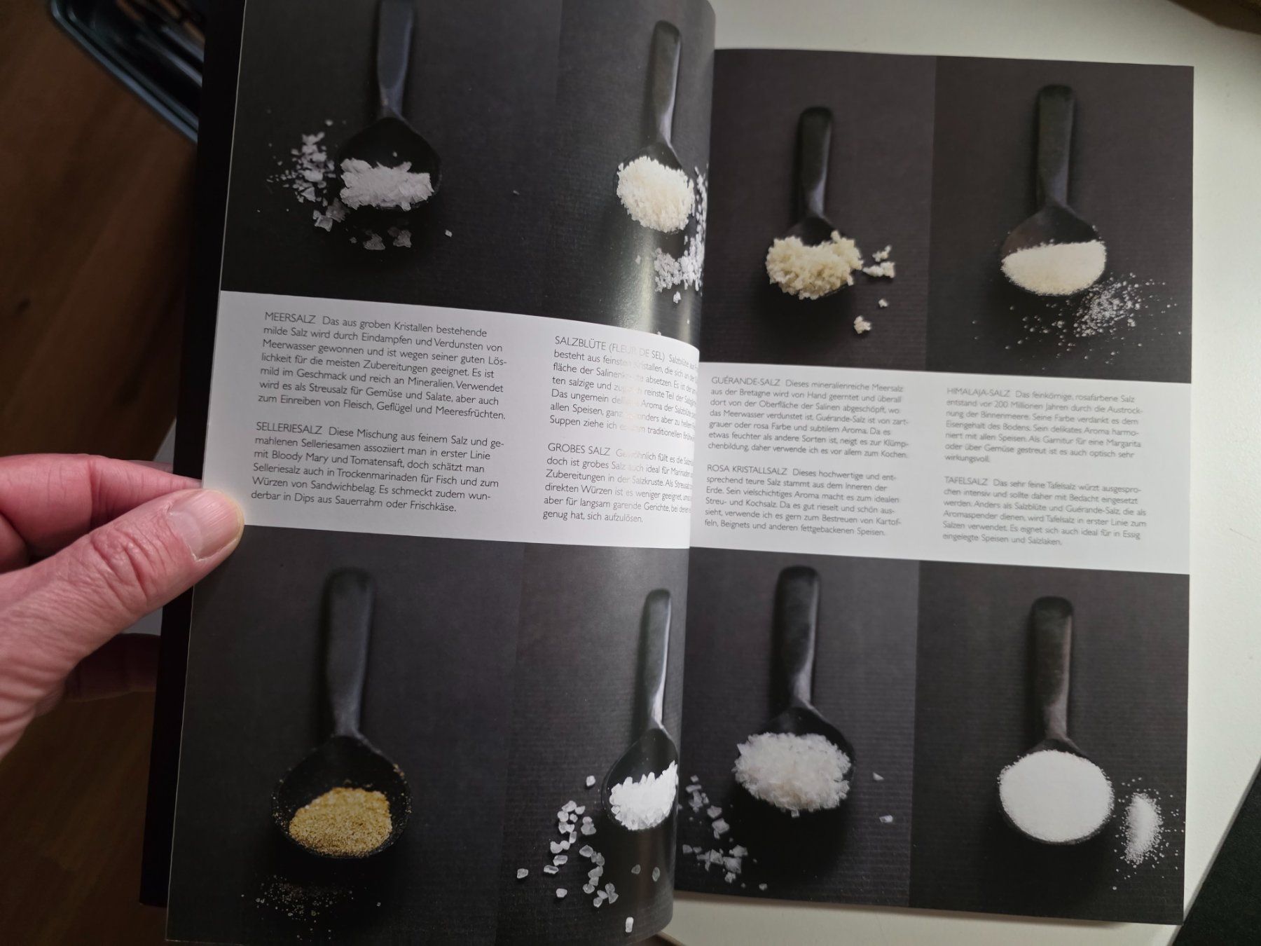 Libri: Salz & Pfeffer - Kochbuch - Jody Vassallo - 2007 – Usato da Walterswil BE venduto da Lonitti 8