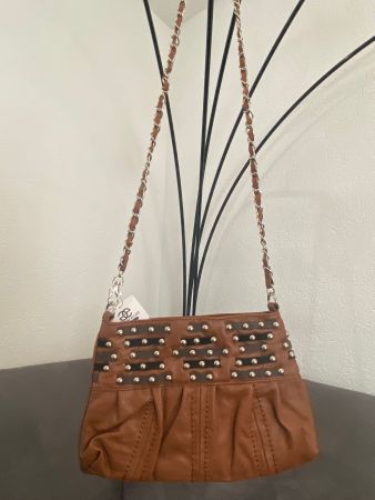 Elegante Damenhandtasche – neu und unbenutzt