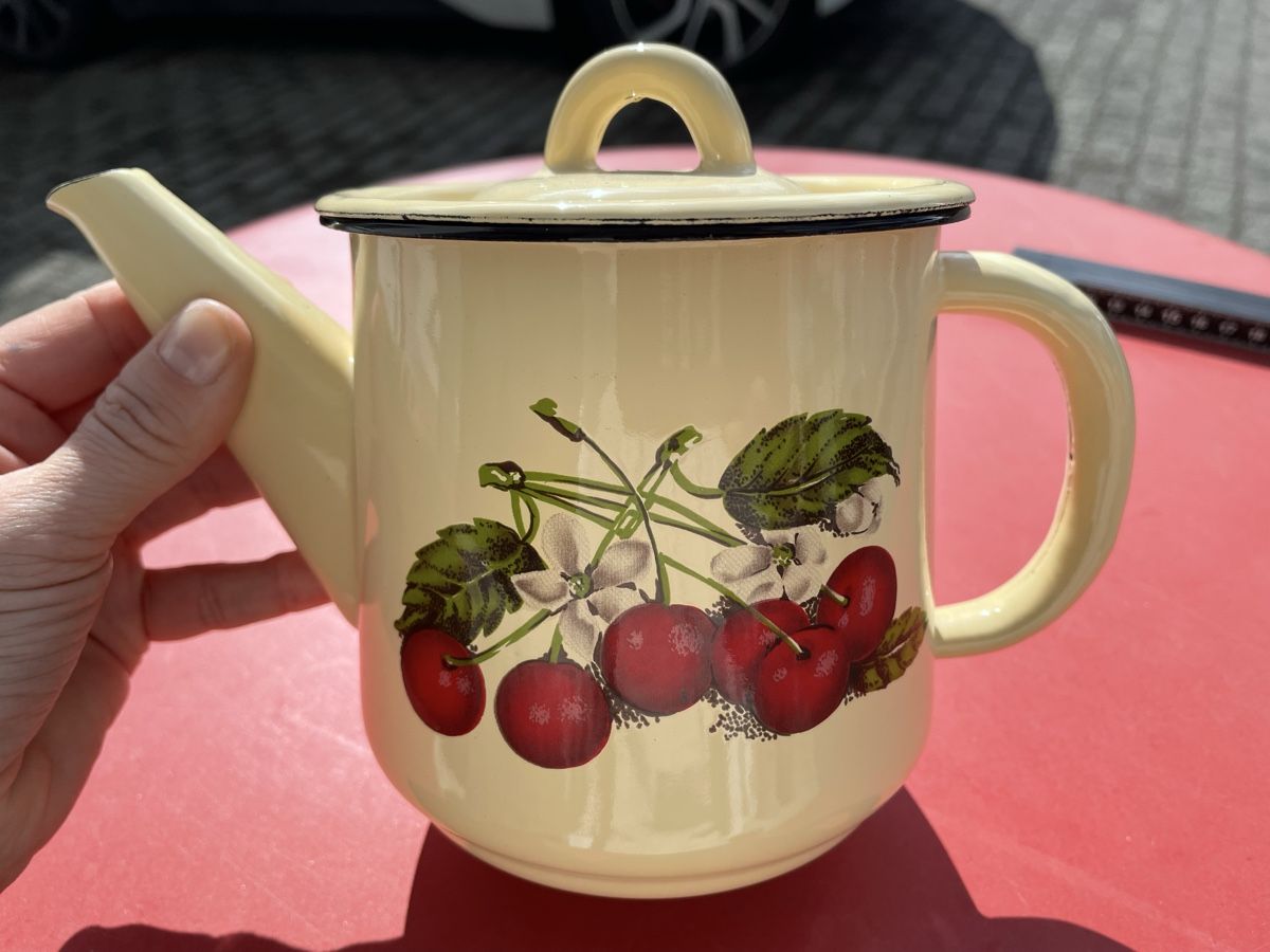 Teekannen: Vintage Kanne Emaille – Gebraucht aus Niederbüren von poschti 3