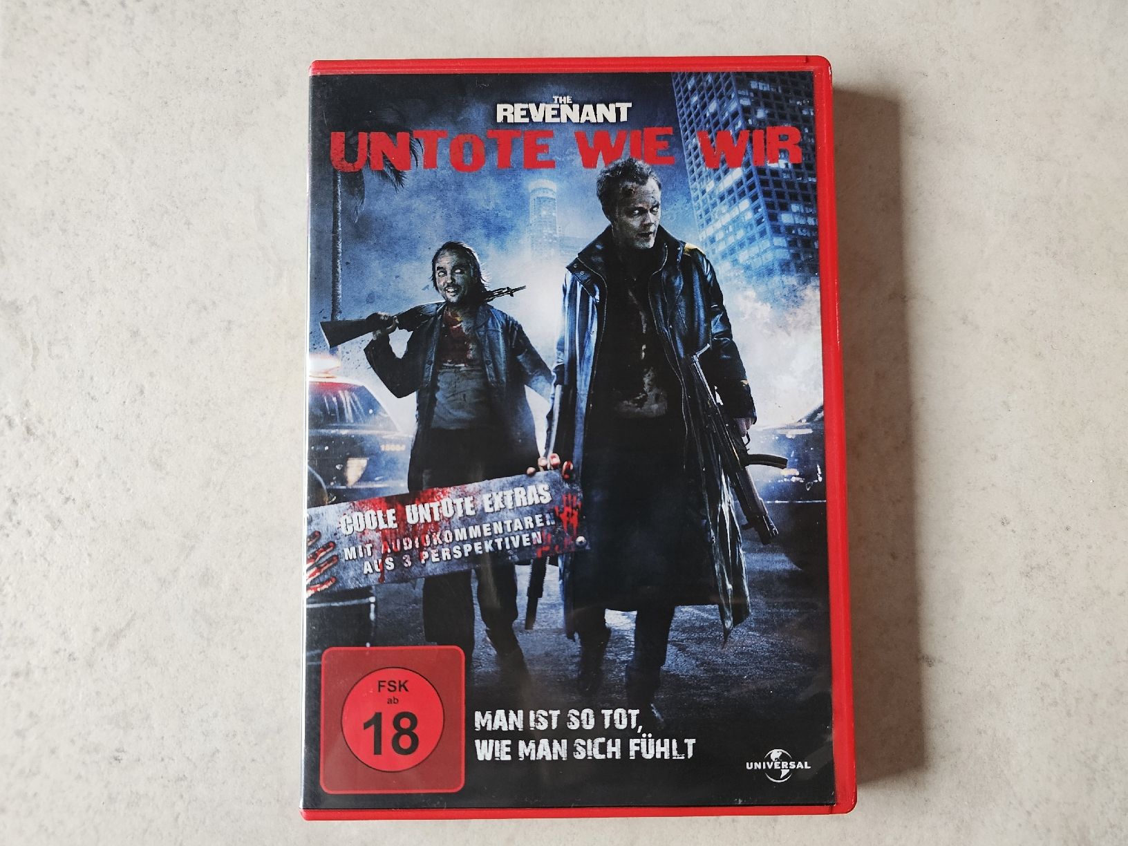 Tutti i DVDs: Untote wie wir – Usato da Schneisingen venduto da backstore24