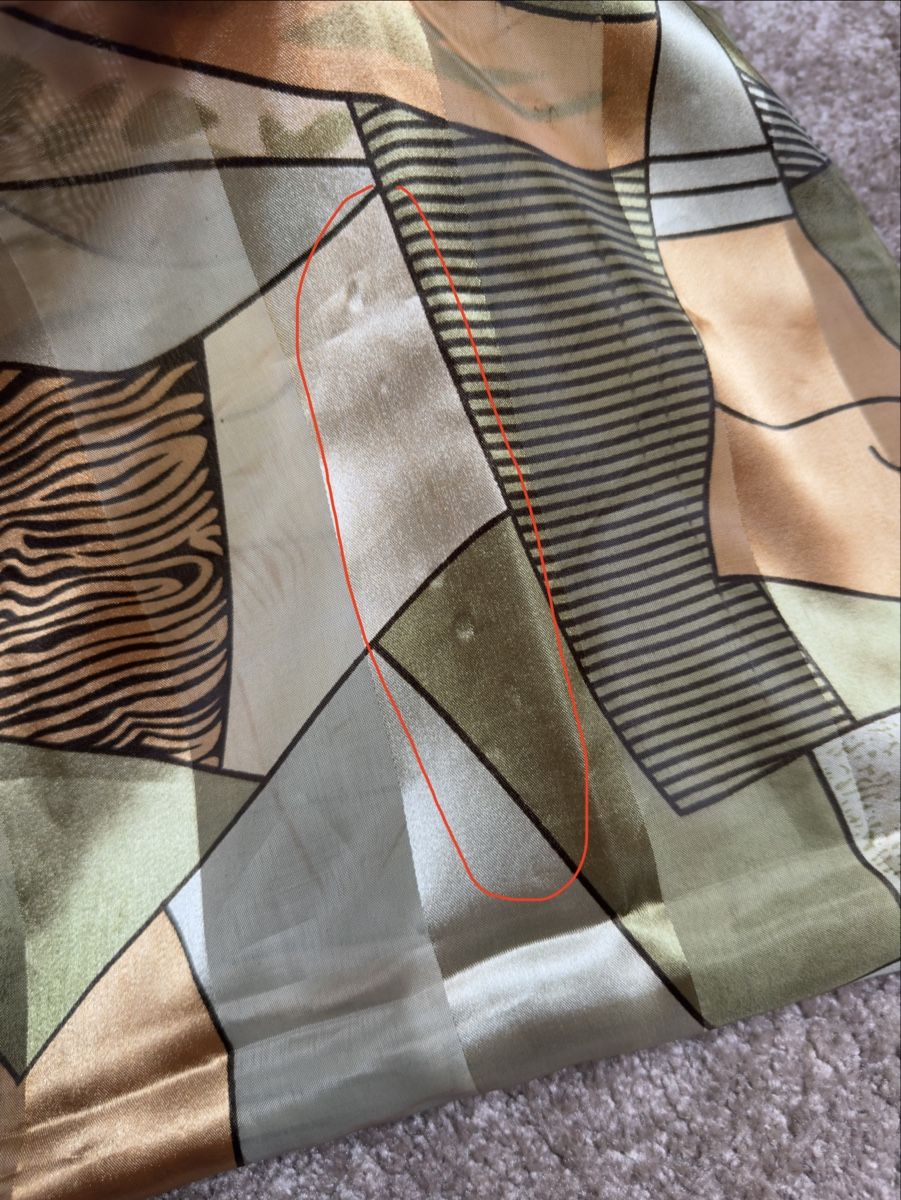 Polyester Foulard & Sciarpe: Foulard vintage en polyester 100 x 100 cm – Usato da Vuippens venduto da Anna_as 4