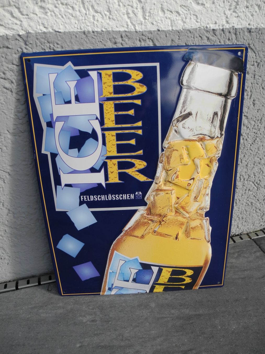 Feldschlösschen Schilder: FELDSCHLÖSSCHEN ICE BEER – Neu und originalverpackt aus Reinach AG von Huckleberrysix 1