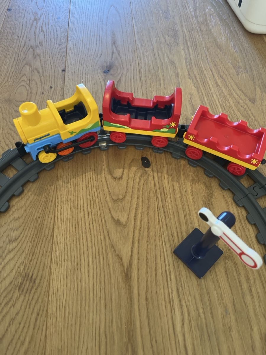 Playmobil Spielzeuge: Playmobil Zug – Neu (gemäss Beschreibung) aus Riehen von chr_h8fh 1