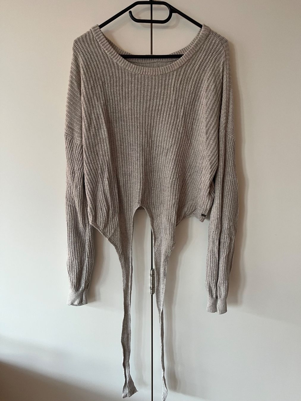 Maglioni & Felpe: Cropped Strickpullover – Sand / Beige, Grösse S–M – Usato da Gümligen venduto da blackberrys 2