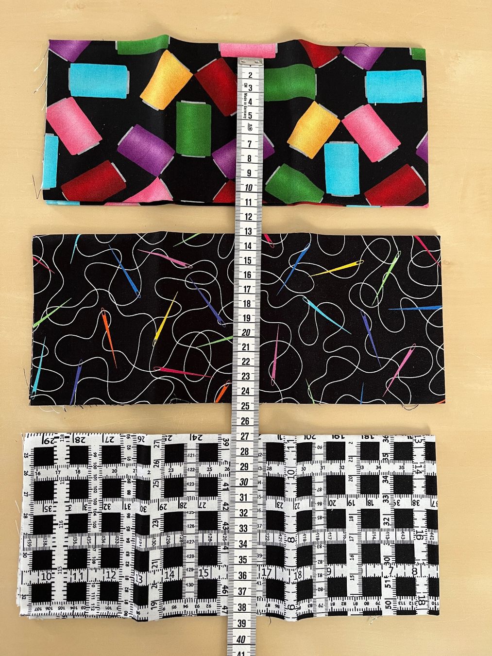 Tessuti: Patchworkstoff  9FQ, Thema Nähen no.2 – Nuovo (secondo la descrizione) da Seuzach venduto da KreativmitStoff 2