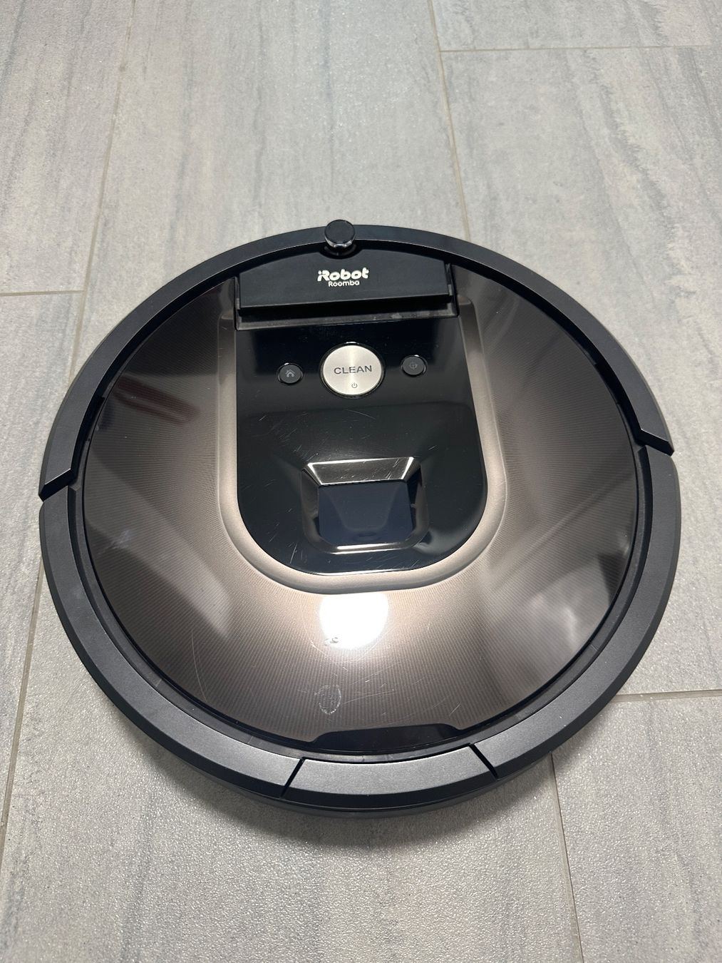 Irobot Staubsauger & Zubehör: Saugroboter iRobot Roomba (Serie 900) – Gebraucht aus Remetschwil von reb_58p9