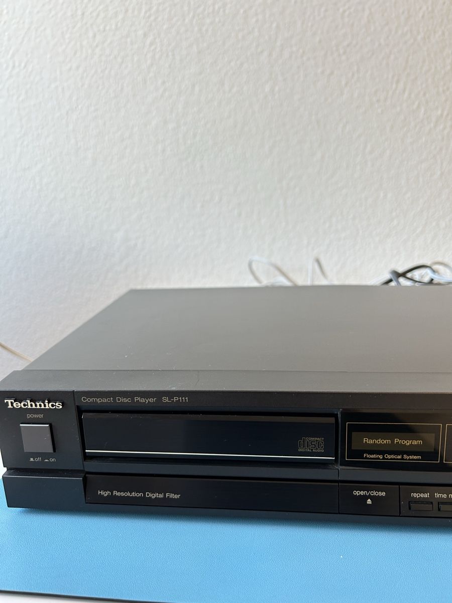Technics Audio- & Mediensysteme: Technics SL-P111 Compact Disc Player – High Resolution Digit – Gebraucht aus Pratteln von andi1977 1