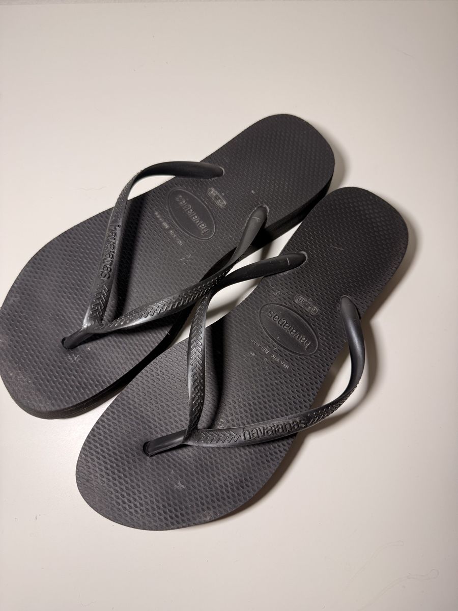 Havaianas Scarpe da uomo: Havaianas Flip-Flops Schwarz Grösse 39-40 – Usato da Wallbach venduto da Stefanie81
