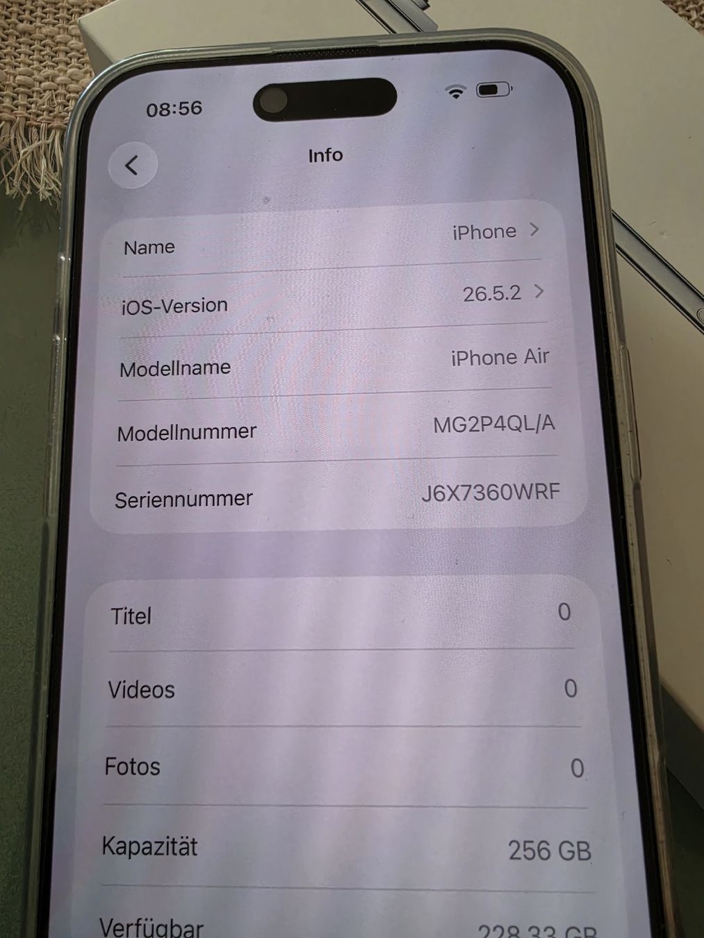 Apple Telefoni cellulari / Smartphones: iPhone AIR Sky Blue – Nuovo (secondo la descrizione) da Basel venduto da Brunner.T 3