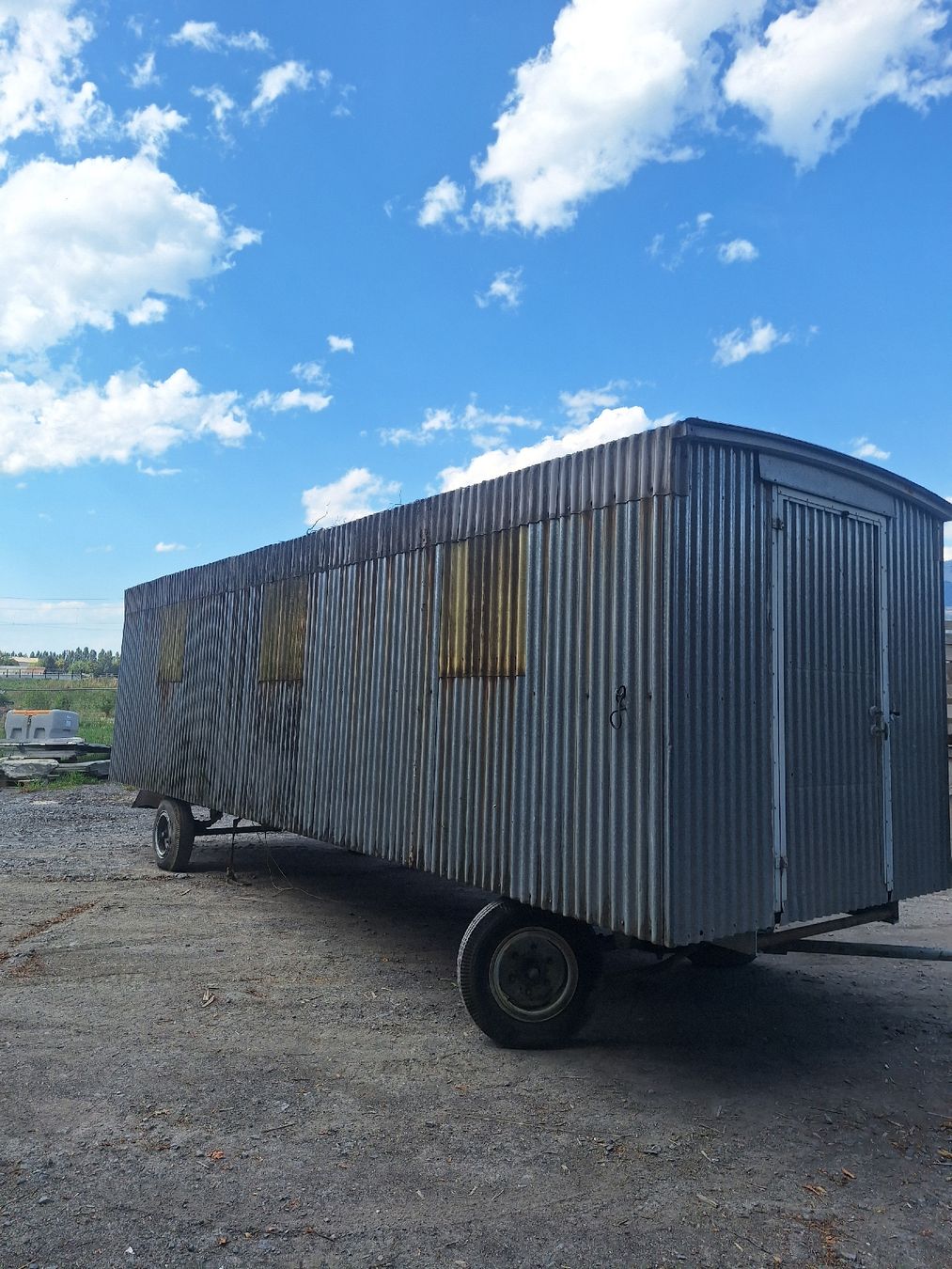 Anhänger: à vendre roulotte  – Gebraucht aus Troistorrents von Marie_anna_vs