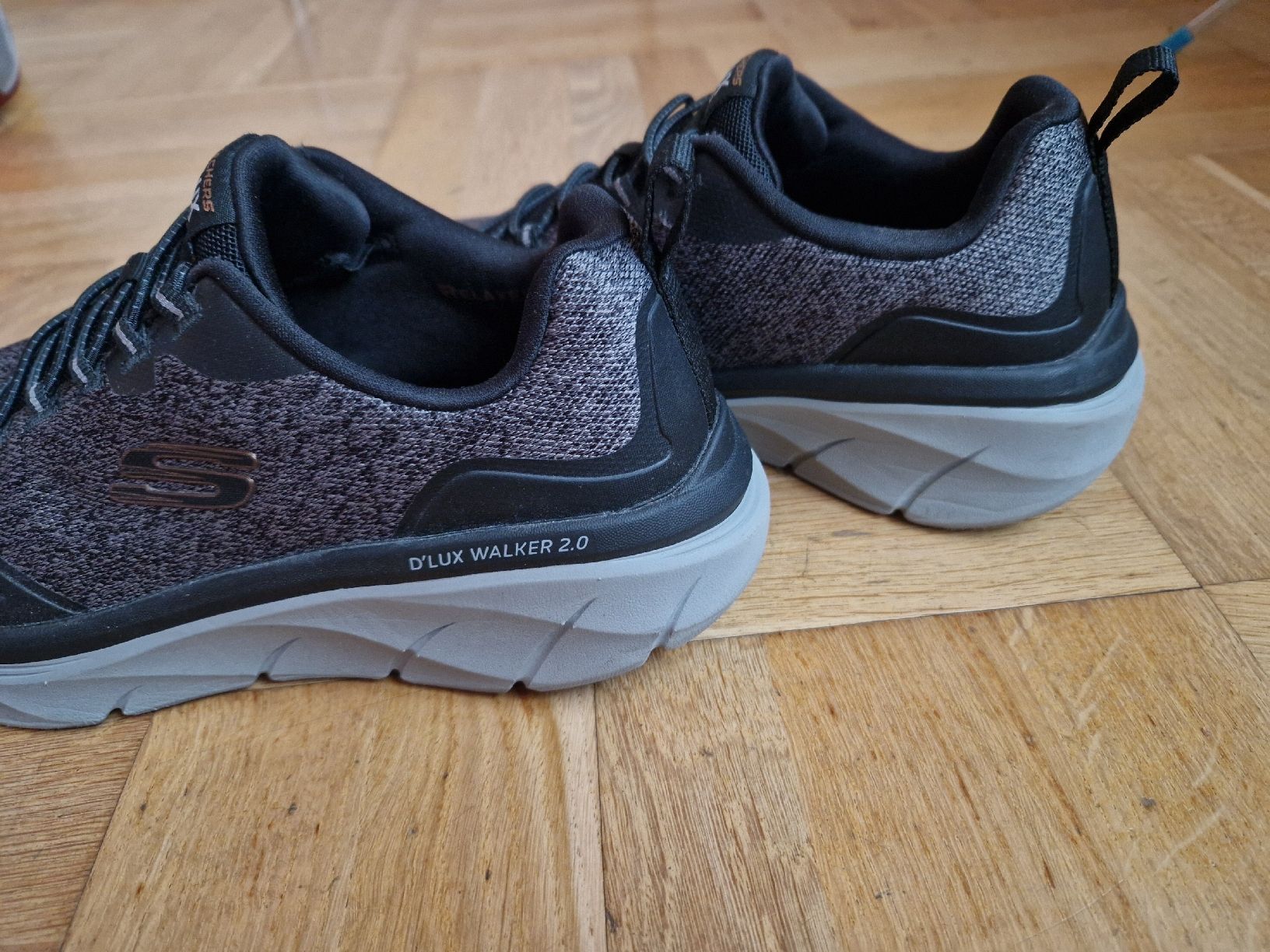 Skechers Herrenschuhe: Skechers D'Lux Walker – Neu (gemäss Beschreibung) aus Dübendorf von S_reb 2