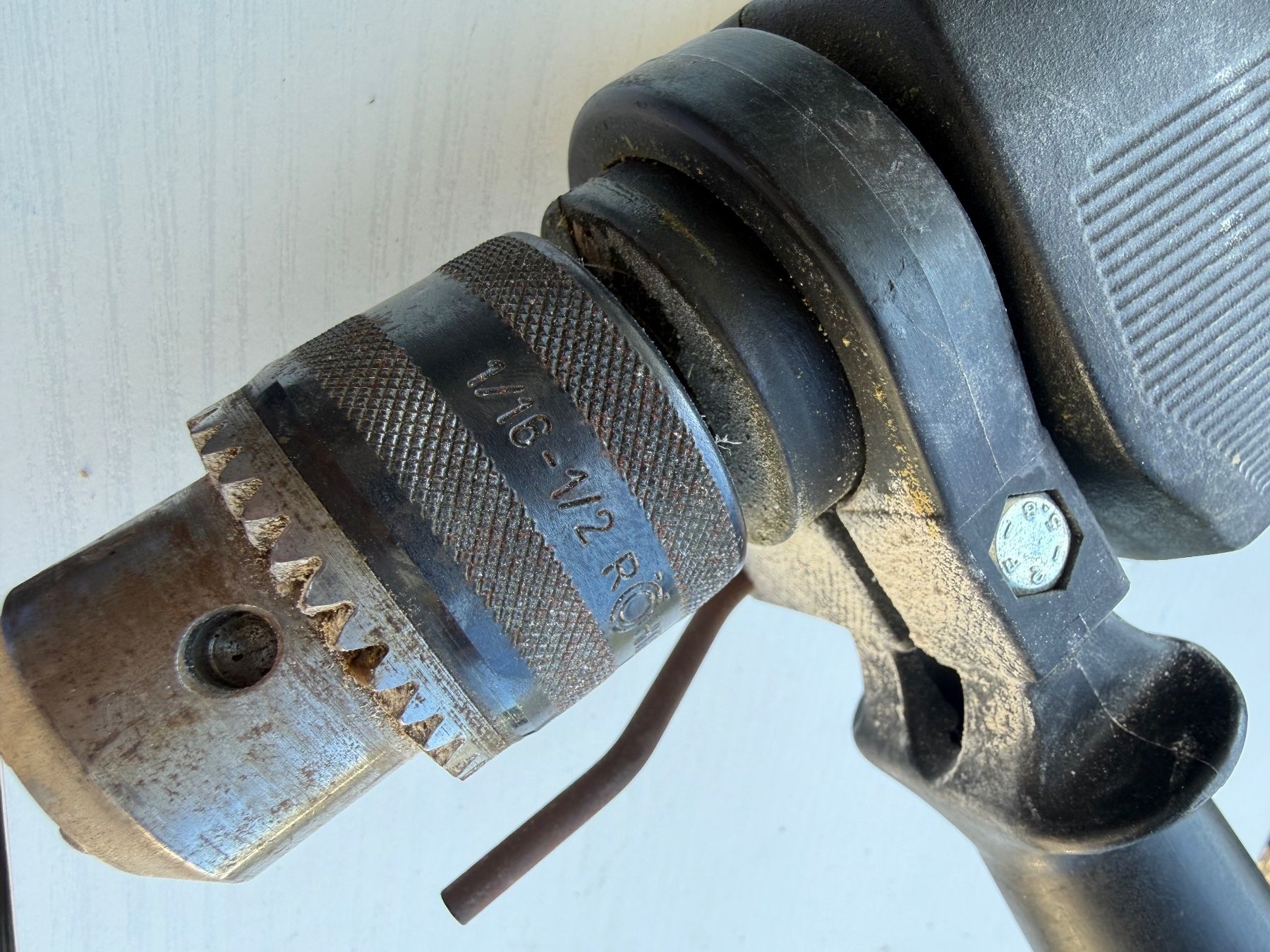Trapani: Perceuse à percussion Black & Decker vintage – Usato da Denges venduto da peumens 9
