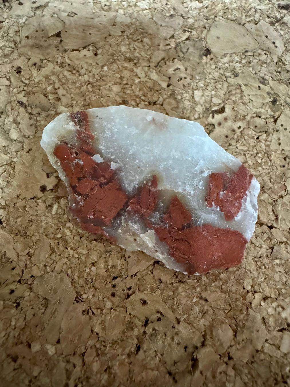 Minéraux & Lithothérapie: Jaspis-rot roh – Neuf (Voir description) à Biberist par Steine