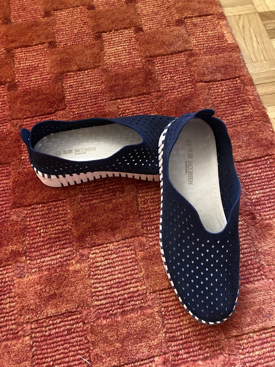 Ilse Jacobsen Scarpe da donna: Chaussures basses Ilse Jacobsen marine – Nuovo (secondo la descrizione) da Saxon venduto da tok_8dnf 1