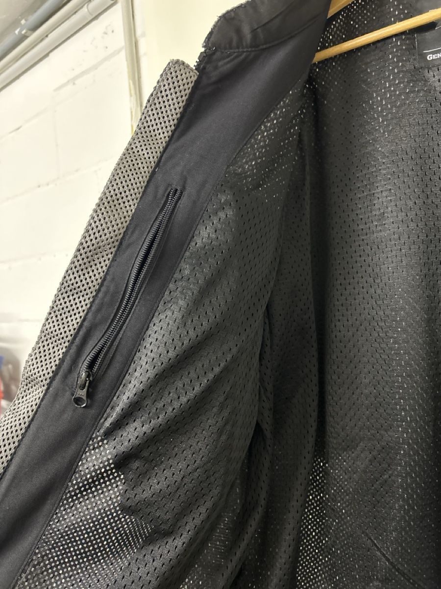 Harley-Davidson Jacken: Sommer Motorradjacke – Gebraucht aus Münchenstein von Cello30 5