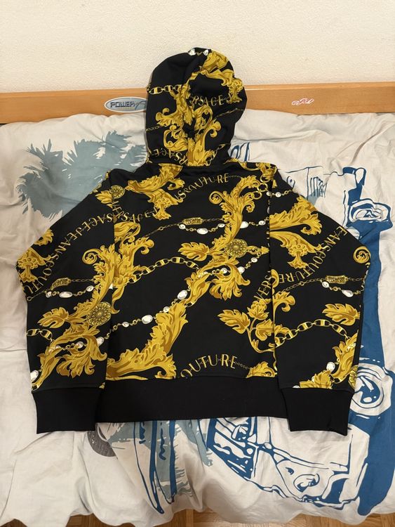 Versace Top: Sweat Versace Taille M – Nuovo (secondo la descrizione) da Cossonay-Ville venduto da and_n2zh 3