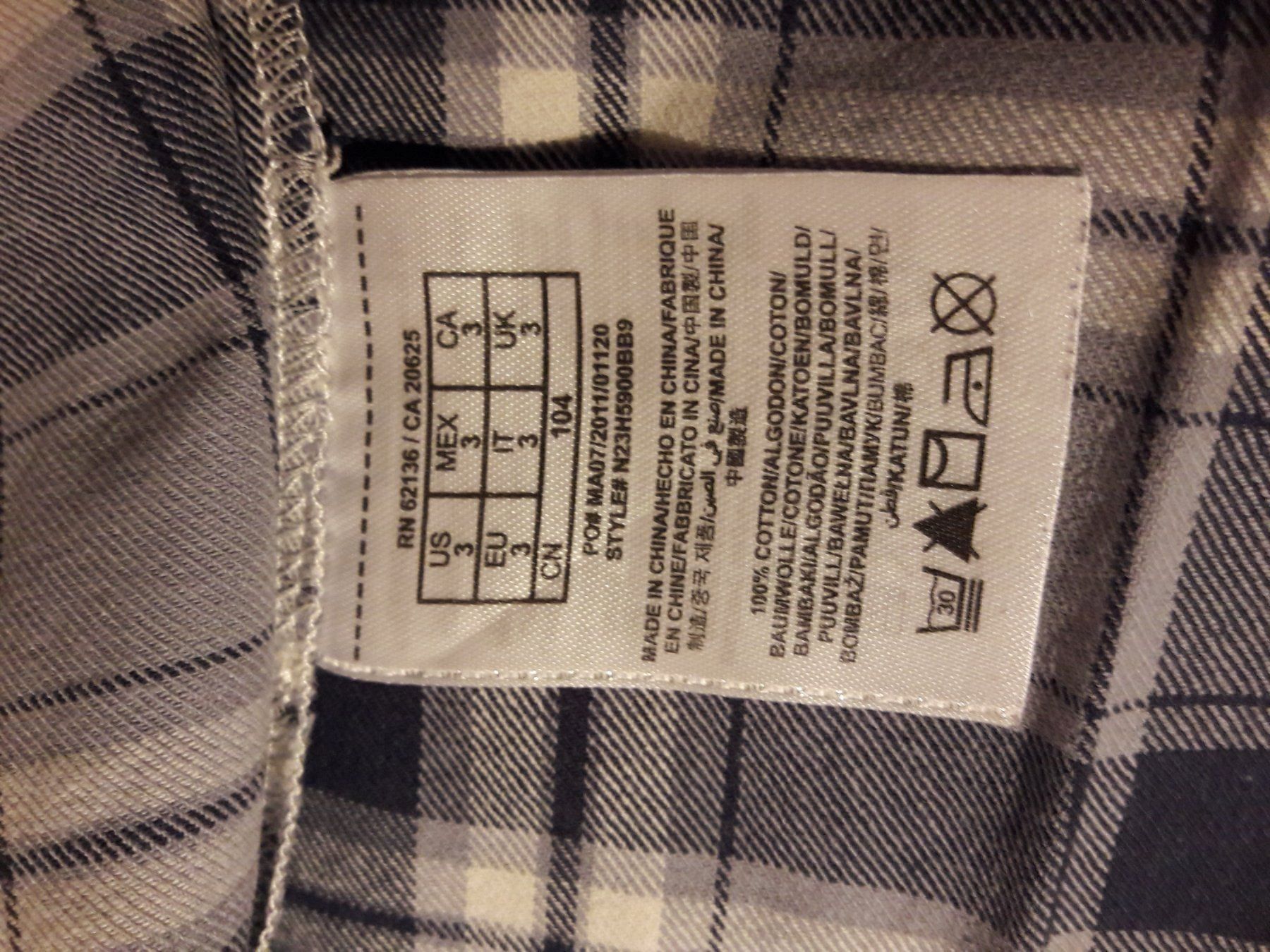 Guess Chemises, T-shirts & Polos: Chemise - Guess - 3 ans – D'occasion à Zürich par heldc 2