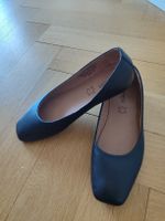 Chic Black Leather Flats - Size 38 - Perfect for Spring! 🌷