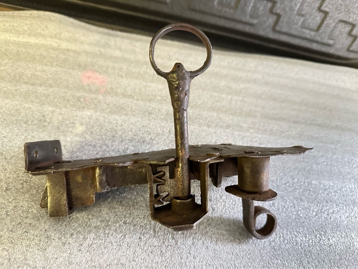 Ferramenta: Ancienne serrure – Usato da Martigny-Croix venduto da ces_vr9x 3