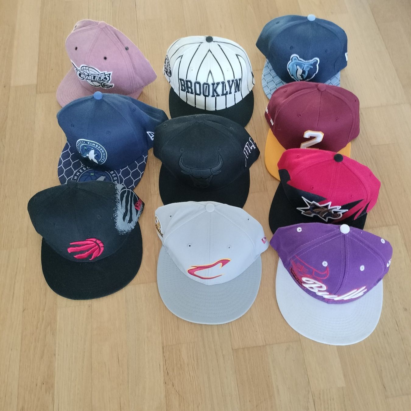 Hüte, Mützen & Caps: 10 NBA-KAPPE-KOLLEKTION - ONE SIZE – Gebraucht aus Bern von SportsMemos