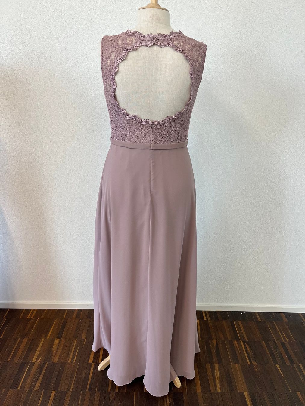 Vestiti: Festkleid lila Gr. 42 – Nuovo (secondo la descrizione) da Rothenburg venduto da stacostaco 1