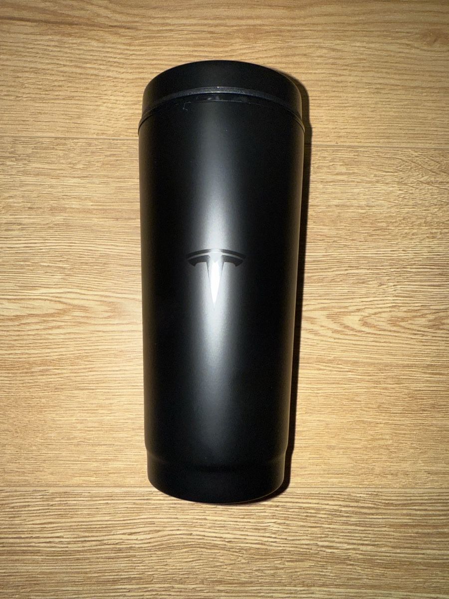 Tazze: Leak proof mug Tesla official – Nuovo e nell'imballaggio originale da Villaz-St-Pierre venduto da dav_w66n 4