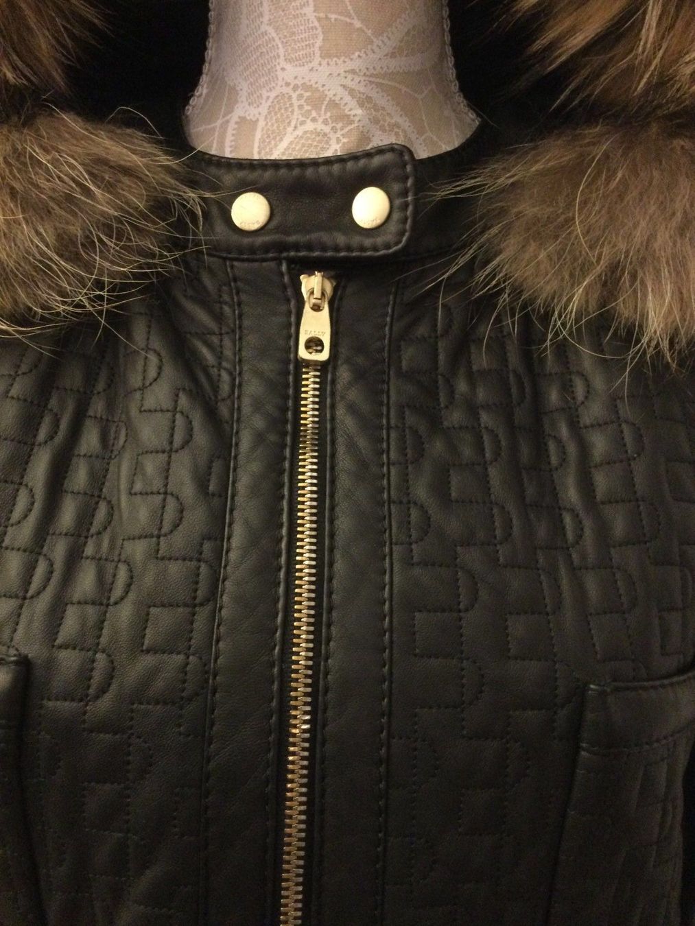 Bally Vestes: Bally Lederjacke – D'occasion à Birr par wasili01 8