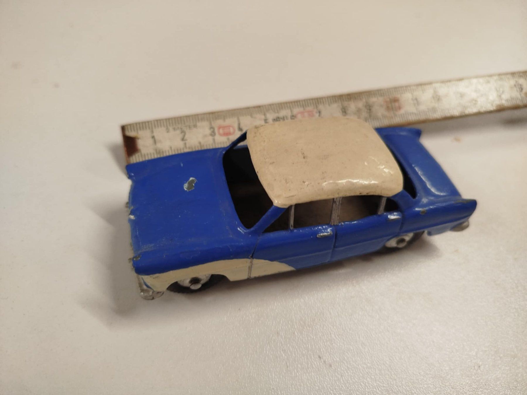 Dinky Toys Modellautos: Dinky Toys (nr 27) – Gebraucht aus La Chaux-de-Fonds von Emmaus2300CDF