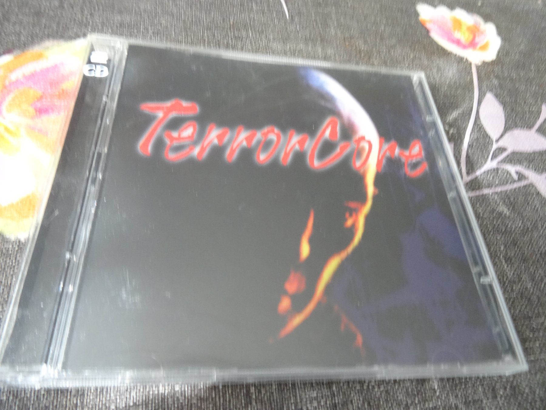 CD: TerrorCore - CD – Usato da Olten venduto da Disc-Ausverkauf