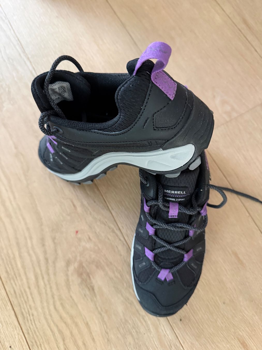 Merrell Scarpe da donna: Merrell Wanderschuhe Damen 39 schwarz Gore-Tex NEU – Nuovo (secondo la descrizione) da Buhwil venduto da Lin66 4