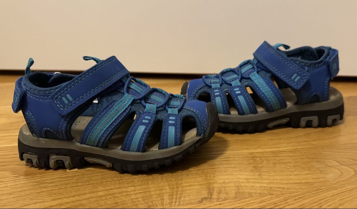 Schuhe für Jungen: Kinder Sandalen Gr. 25 - Top Zustand – Neu (gemäss Beschreibung) aus Flumenthal von Krajan 2