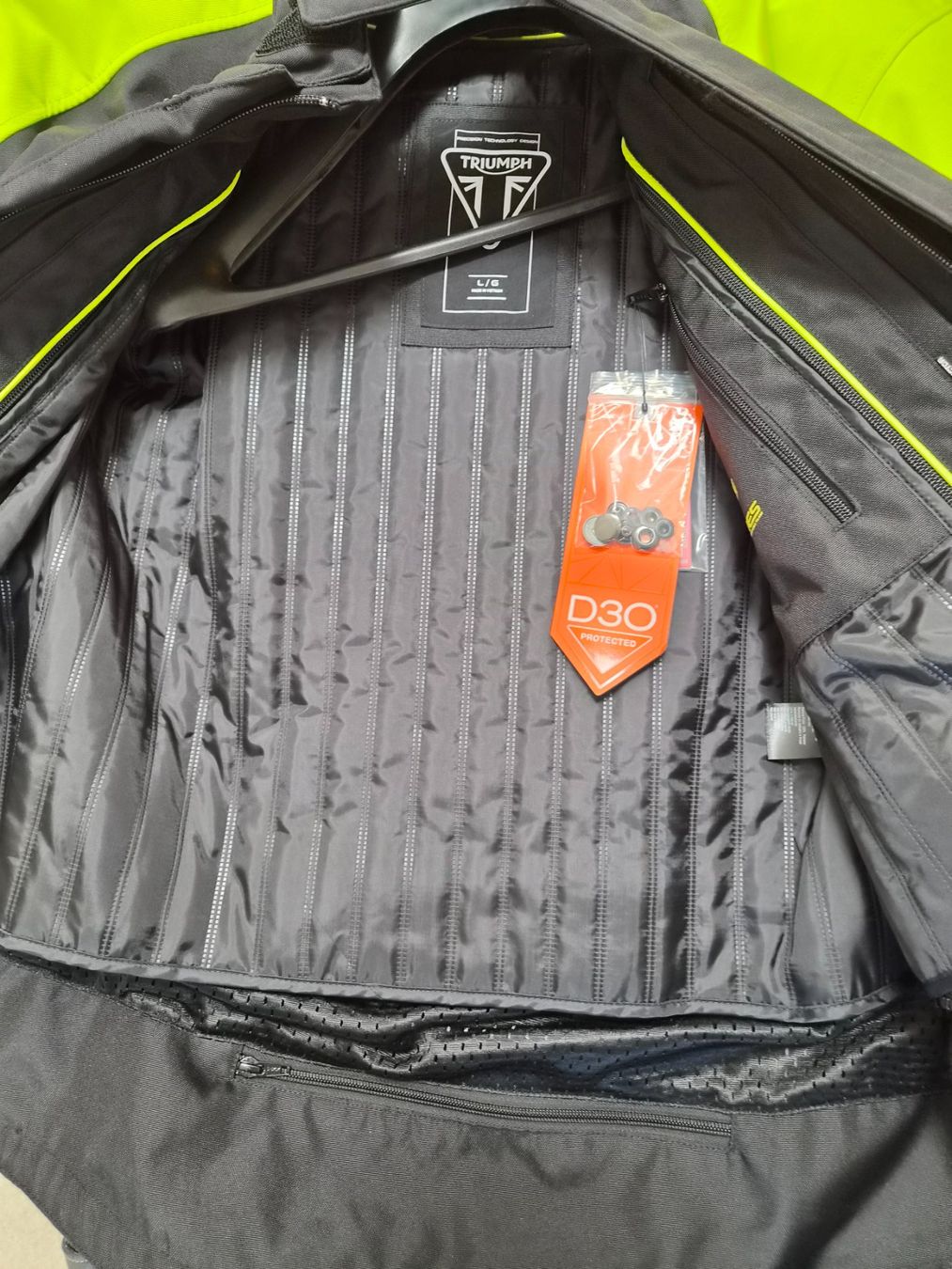 Triumph Jacken: Veste homme Triumph – Gebraucht aus Marly von apollo0857 1
