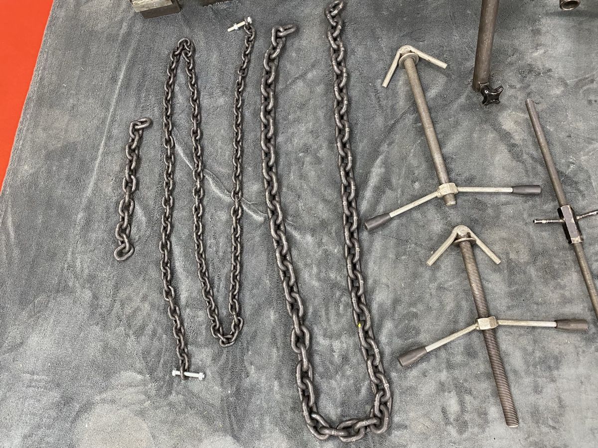 Tous les outils: Motorstütze mit Zubehör  – D'occasion à Hägglingen par Karin0802 3