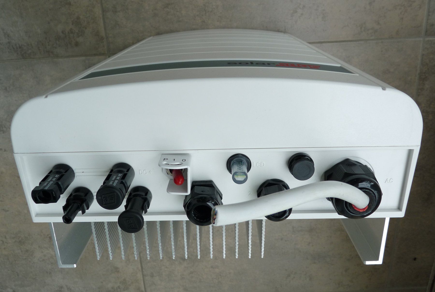 SolarEdge Sonstiges Elektromaterial: Wechselrichter SolarEdge SE7K – Gebraucht aus Büetigen von  4