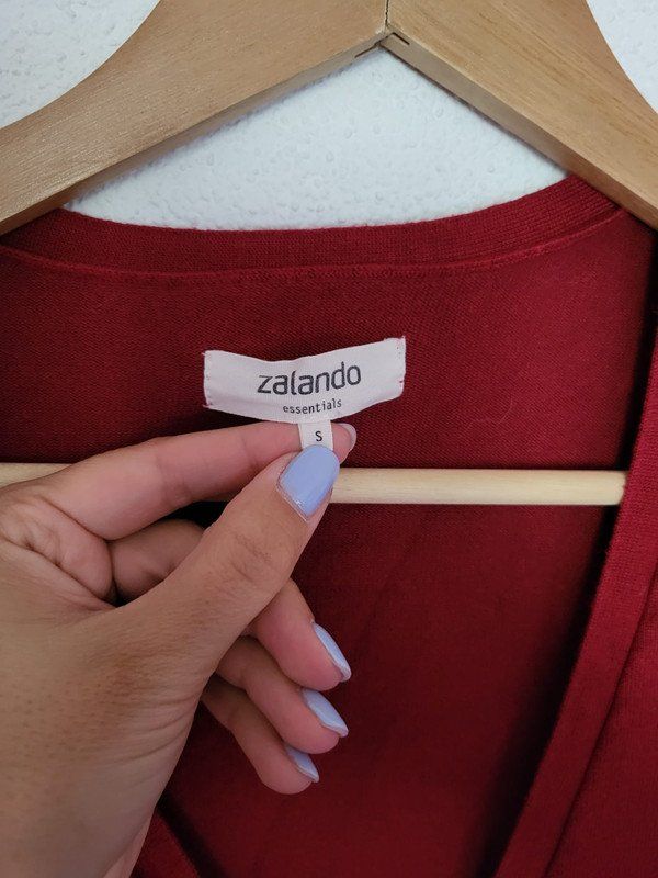Jacken: Cardigan dunkelrot Gr. S – Gebraucht aus Au SG von SElena89 2