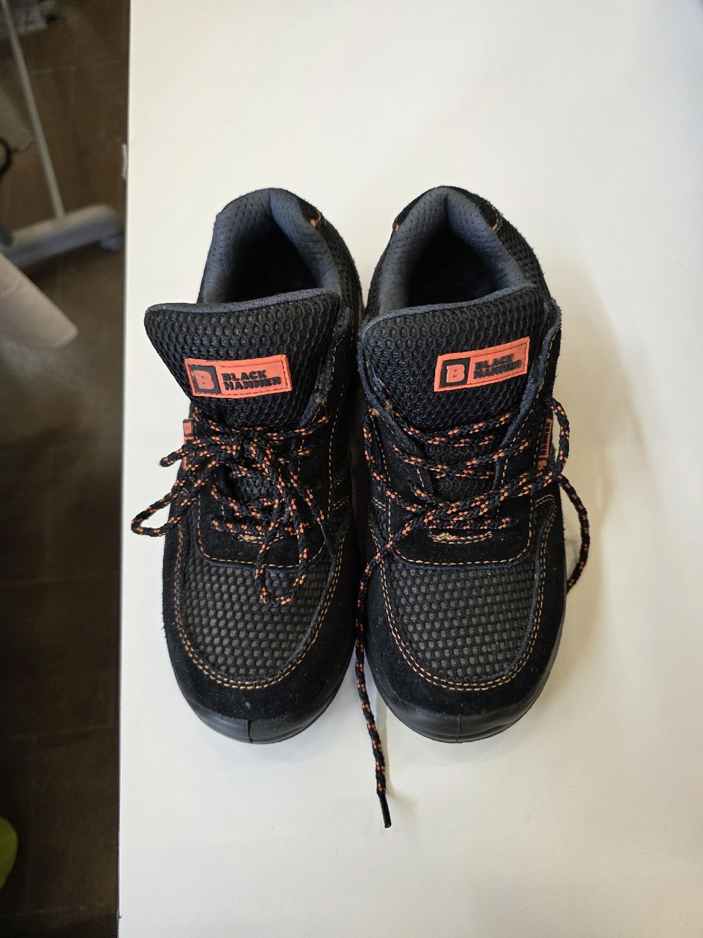 Scarpe da uomo: Arbeitsschuhe – Nuovo (secondo la descrizione) da Niederuzwil venduto da Wolfsburgermaedchen
