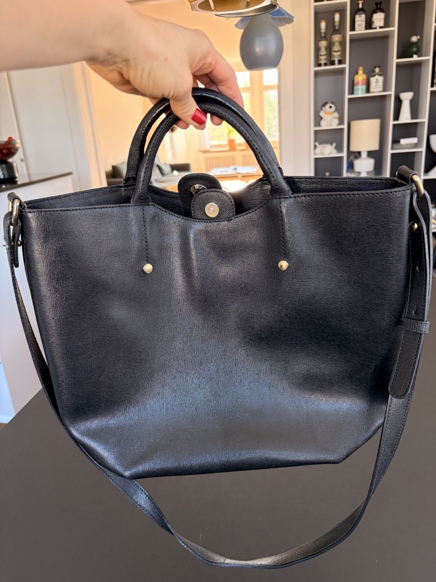 Borse da donna: Schwarze Furla Ledertasche, super Zustand – Usato da Bern venduto da ann_58qs 1