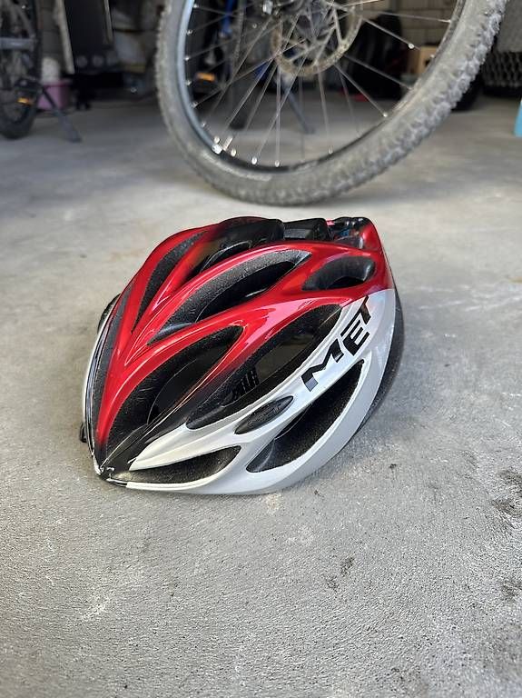 Caschi: Velohelm MET – Usato da Siebnen venduto da ichduer93 1