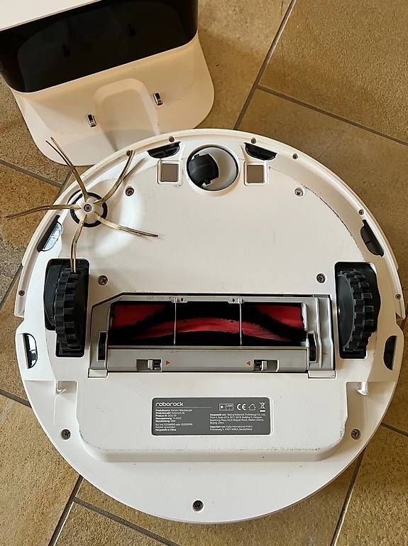 Staubsauger & Zubehör: Saugroboter Roborock S6 – Gebraucht aus Bäch SZ von chrk 3
