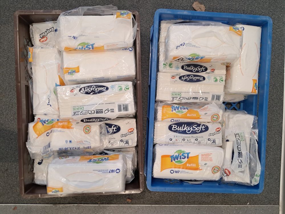 Papierhandtücher, Z-Falz, Handtuch, Papiertuch, Twist (Gebraucht) in ...