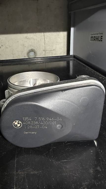 Tutti pezzi di ricambio auto: NEU: Original BMW Drosselklappe E46 E39 E60 X5 Z4  VDO – Usato da Selzach venduto da King_Kong2403 2