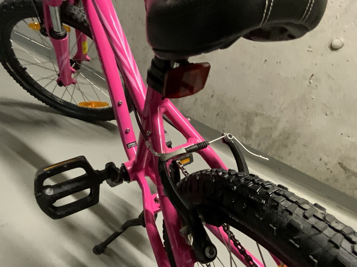 Specialized Biciclette: Fahrrad, SPECIALIZED, Mädchen, PINK! – Usato da Stäfa venduto da sylla73 3