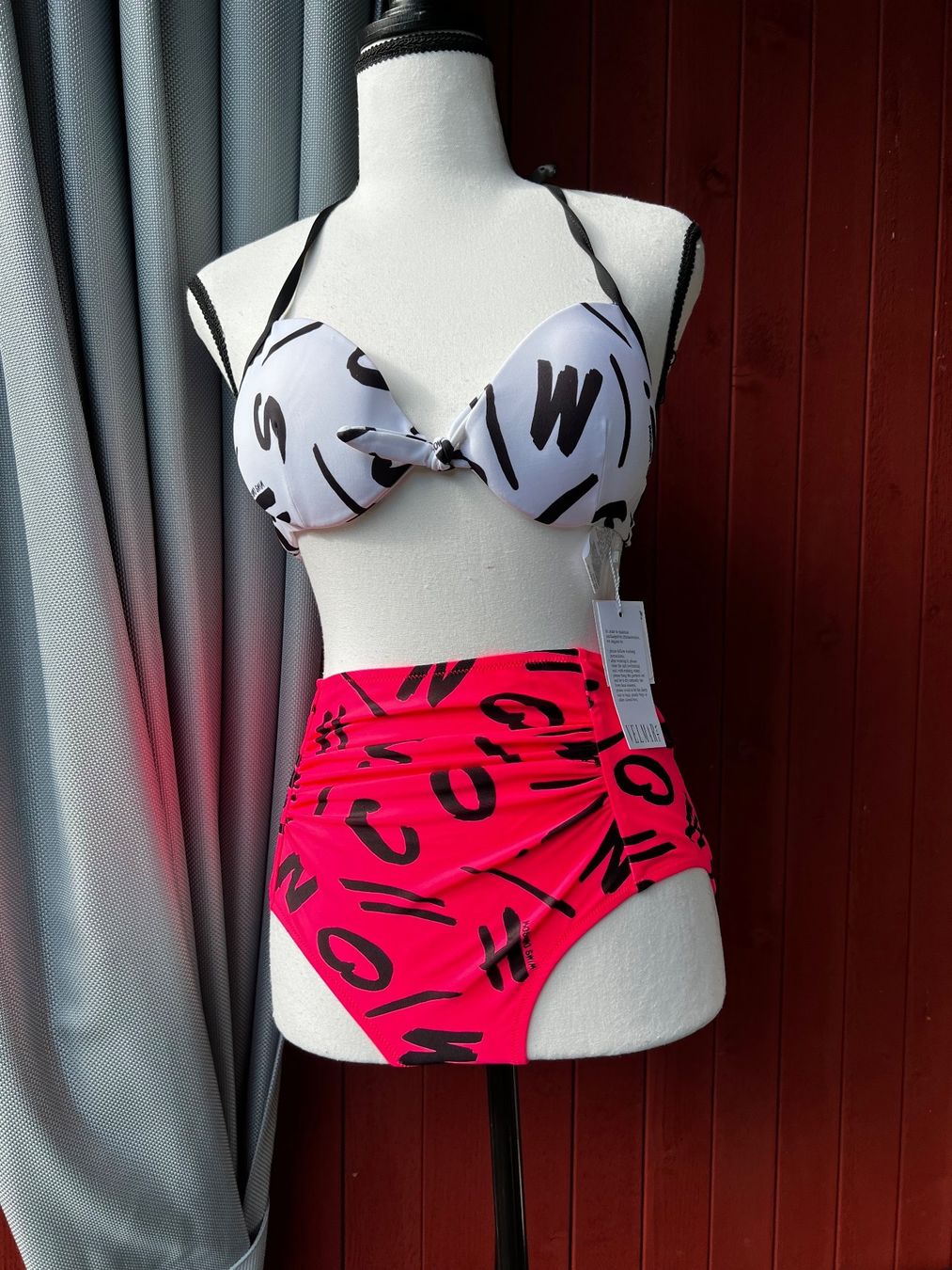 Moschino Badekleider & Bikinis: Neue Badeanzug Moschino M/S – Neu und originalverpackt aus Riehen von edu_92w7 1