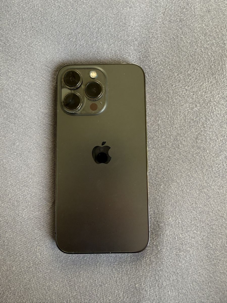 Apple Telefoni cellulari / Smartphones: iPhone 13 Pro Space Black 128 GB used – Usato da Rotkreuz venduto da buysellering