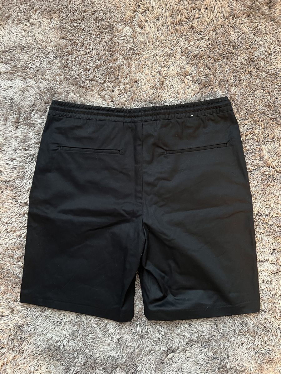 Zara Hosen: Zara Shorts schwarz – Neu (gemäss Beschreibung) aus Herisau von ogkosta 2
