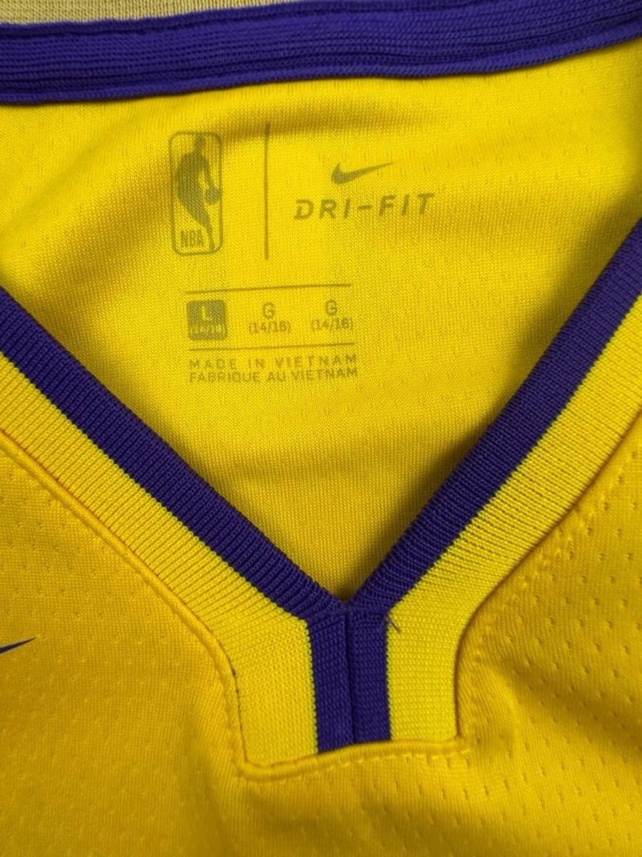 Nike Canottiere & Pantaloni: Nike NBA lebron james jersey – Usato da Erlinsbach SO venduto da TogaResell 4