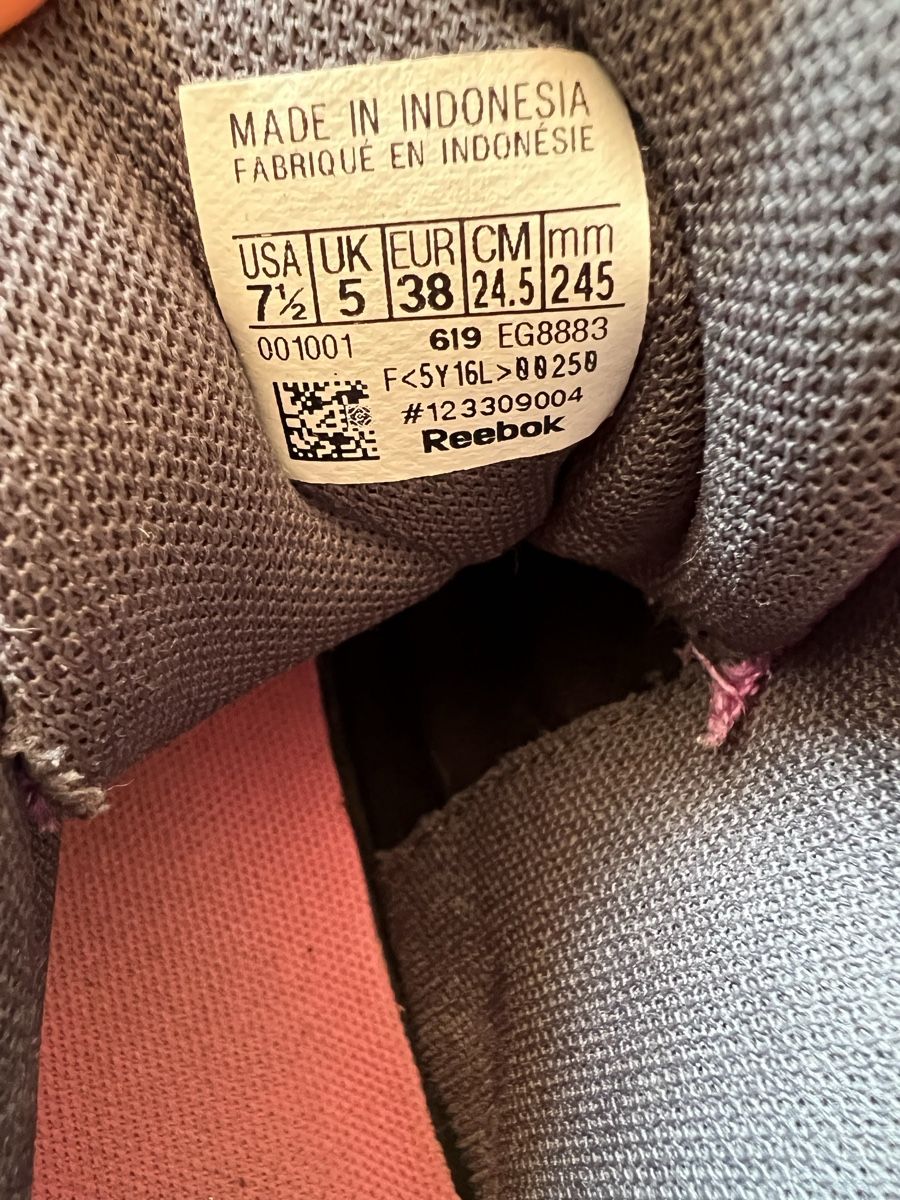 Reebok Scarpe da donna: Reebok Sneakers Gr.38 – Usato da Basel venduto da lolixyz 3